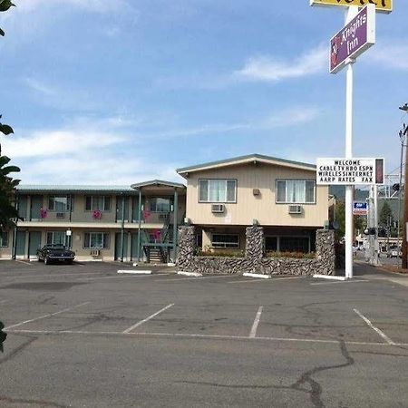 Knights Inn Motel Grants Pass Bagian luar foto