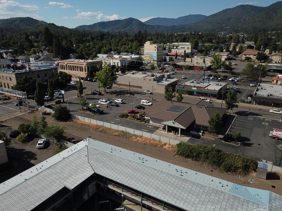 Knights Inn Motel Grants Pass Bagian luar foto